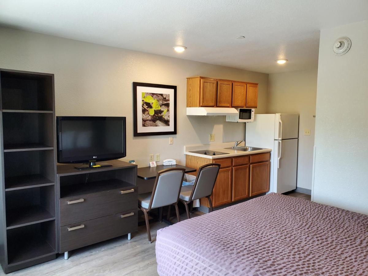 Woodspring Suites Kansas City Mission Merriam Zewnętrze zdjęcie